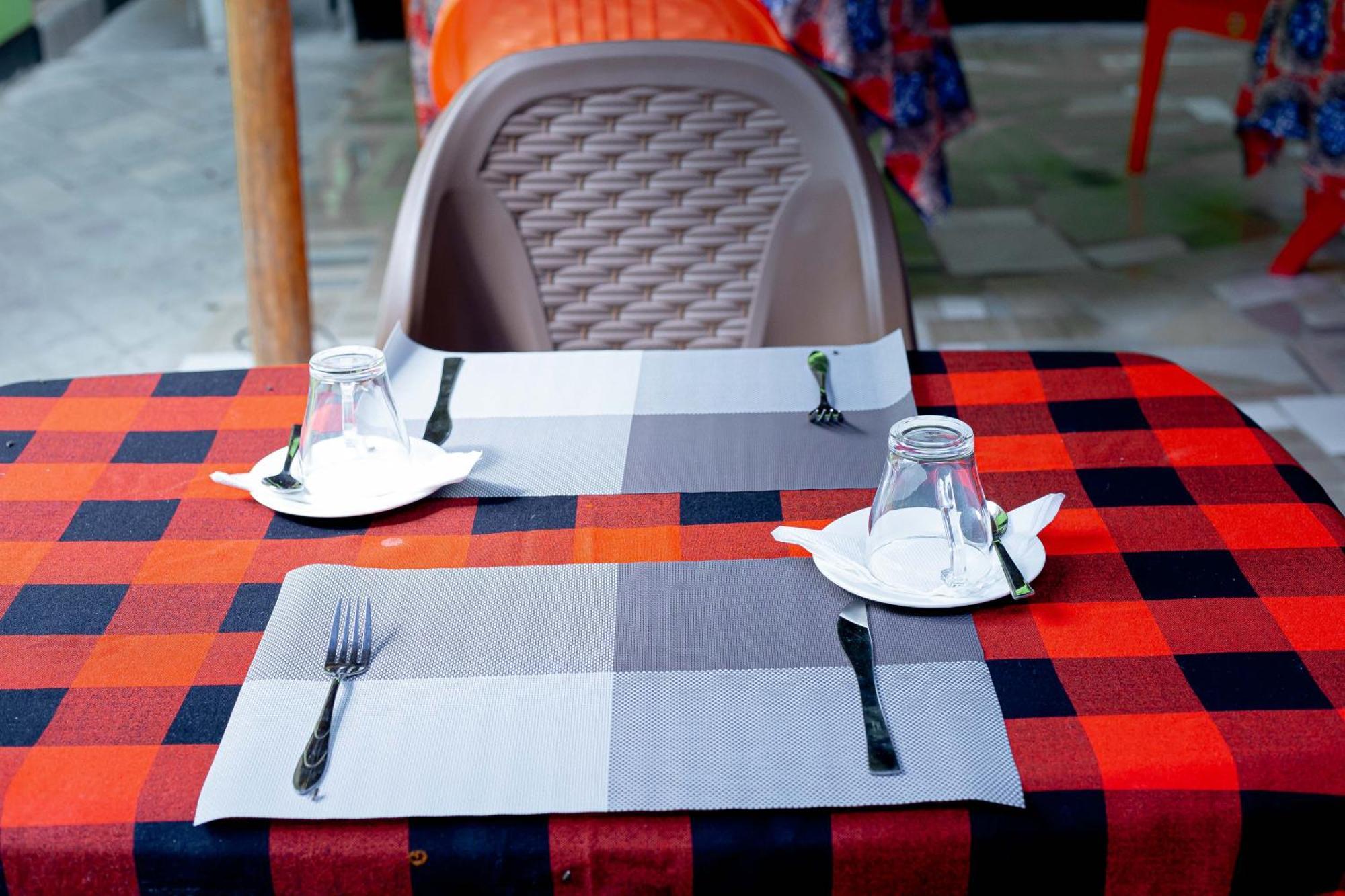 L&J Modern Backpackers Bnb Darüsselam Dış mekan fotoğraf