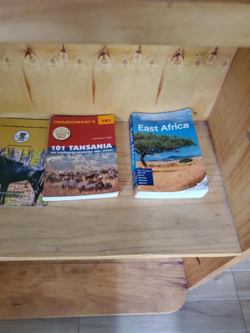 L&J Modern Backpackers Bnb Darüsselam Dış mekan fotoğraf